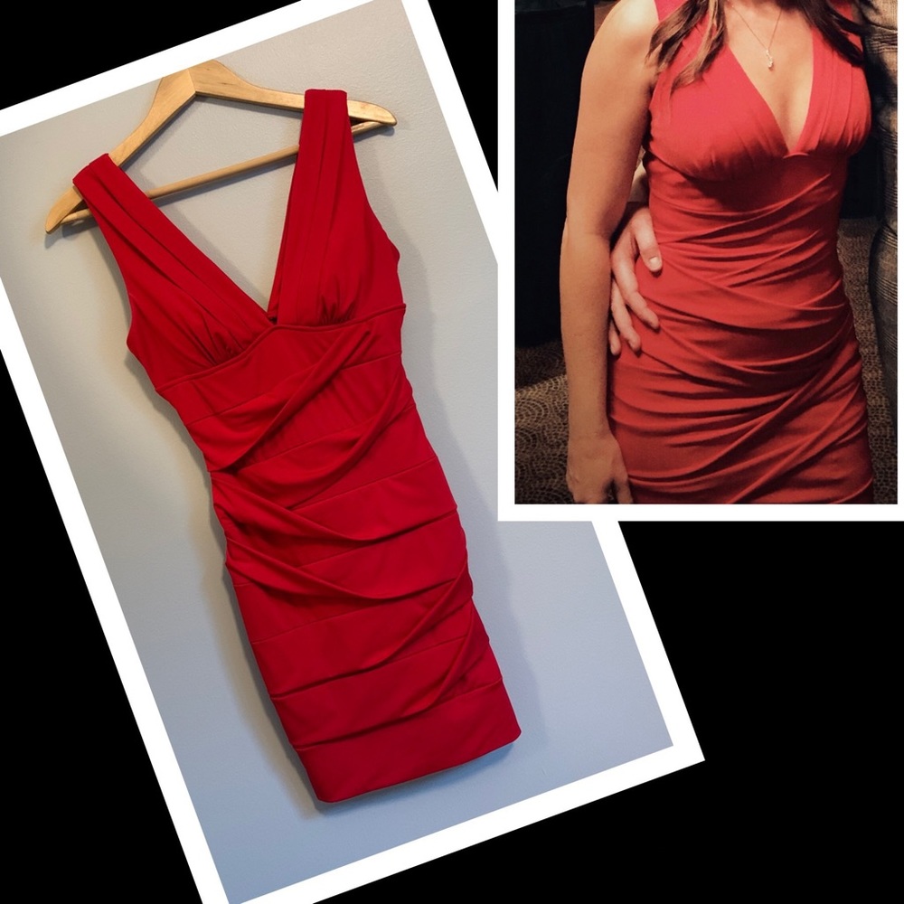 Red ruched sleeveless bodycon dress